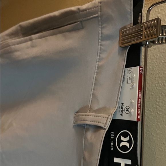 Hurley Men's Light Gray Hybrid Shorts - Picture 7 of 10